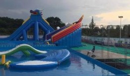 水上乐园被爆料视频曝光,爆料视频曝光惊心动魄一幕