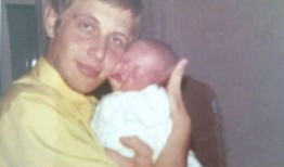 马斯克父亲爆料新闻,揭秘特斯拉创始人成长背后的故事